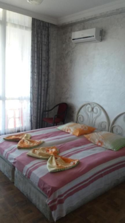 Отели типа «постель и завтрак» Merab House Батуми-53