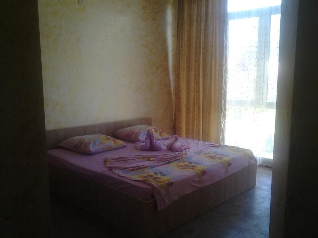 Отели типа «постель и завтрак» Merab House Батуми-60
