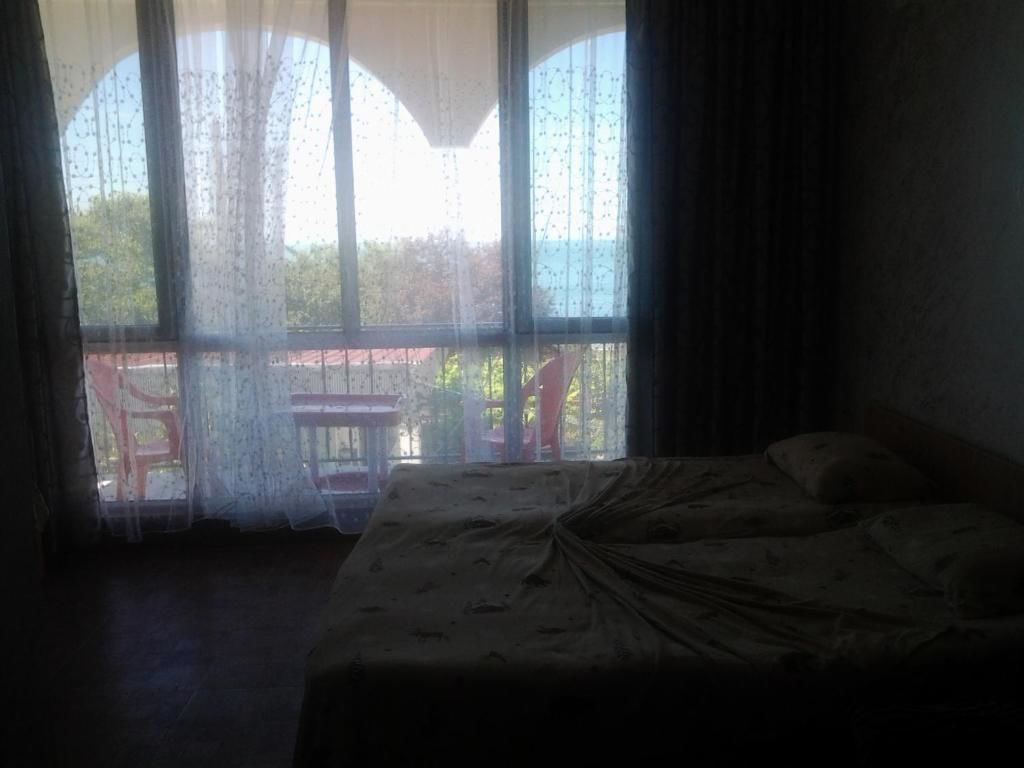 Отели типа «постель и завтрак» Merab House Батуми-79