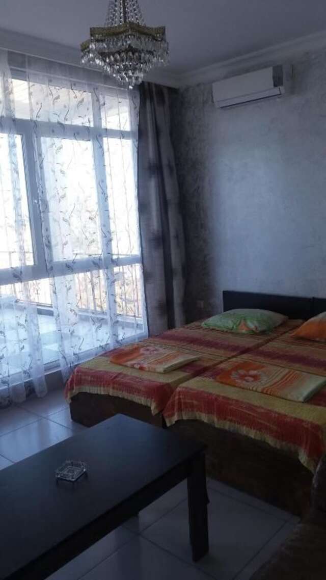 Отели типа «постель и завтрак» Merab House Батуми-62