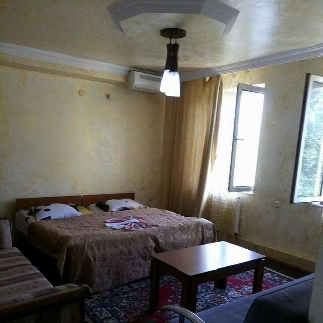 Отели типа «постель и завтрак» Merab House Батуми-65